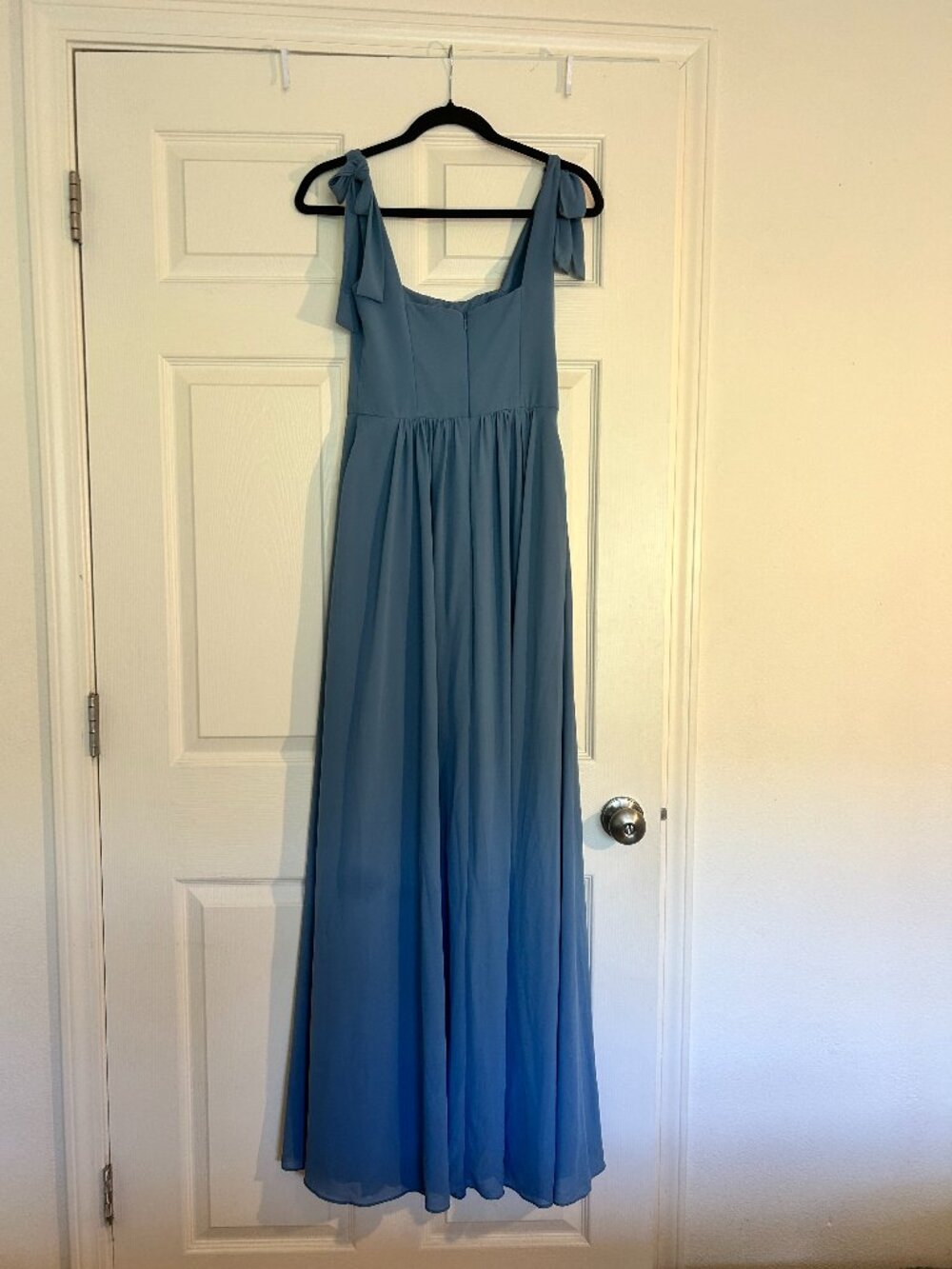 Blue Tie-Strap Maxi Dress with Flowy Skirt - Picture 6 of 8